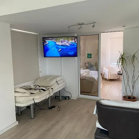 Chris Penthouse Amazoniou Appartement Limasol